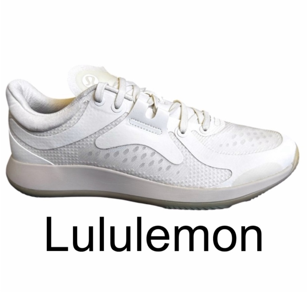 Lululemon Strongfeel Training Athletic Shoe Women 9 White Activewear Sneakers